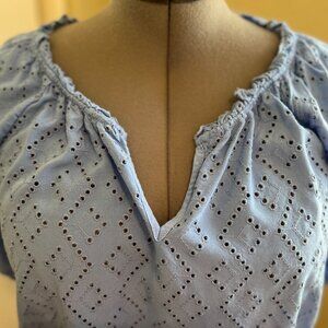 🌸 Grand and Greene Eyelet Peasant Top – Size L